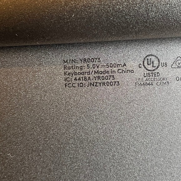 Logitech MX Keys Advanced Wireless Keyboard Full Size w USB Receiver & Palm Rest - Picture 7 of 9